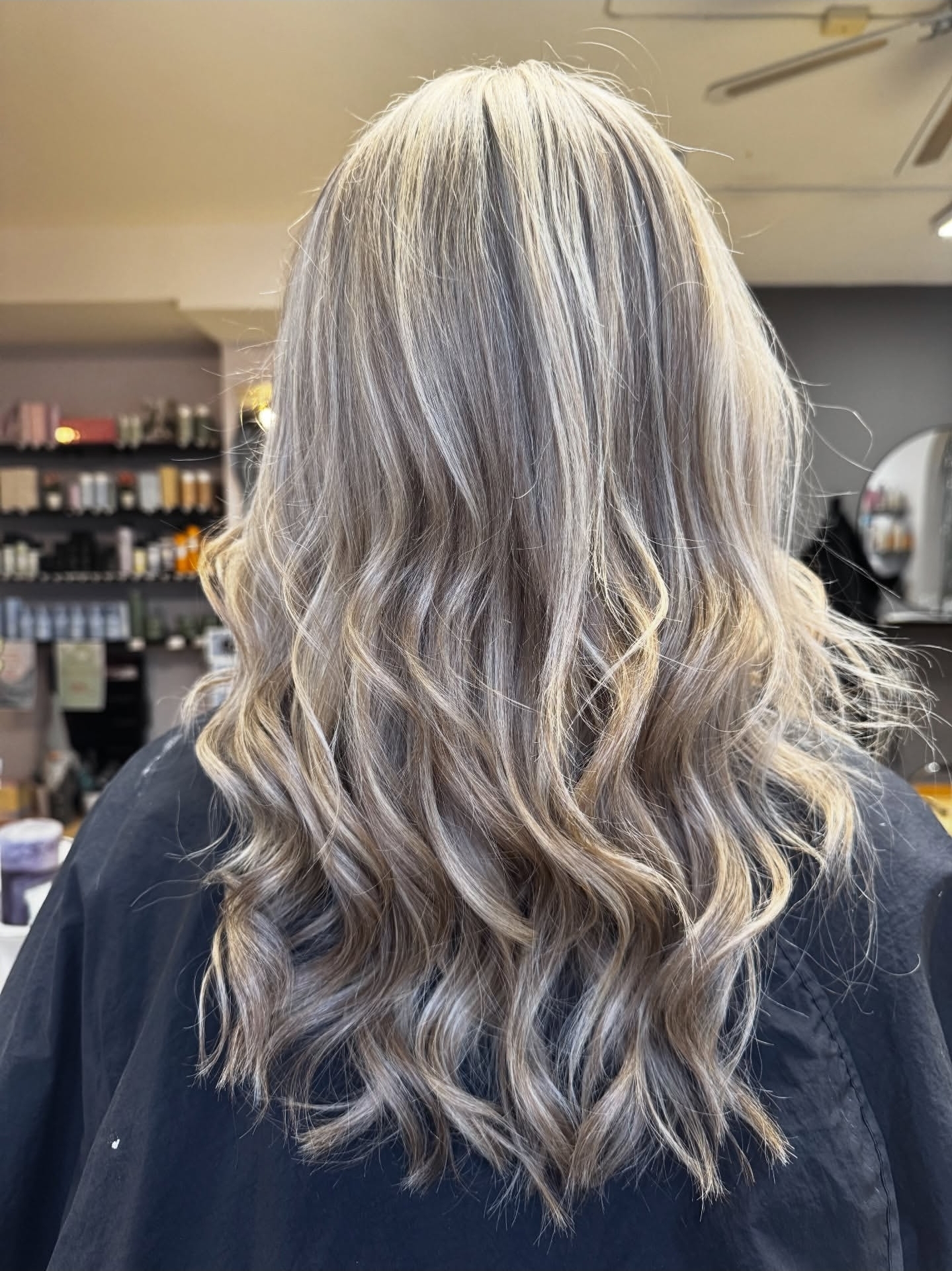 Lisa på Haircut by Lina